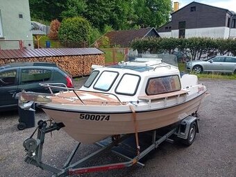 Kajutovy člun 430+Mercury big foot 30efi4T+přívěs