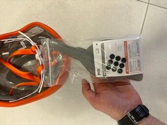 Helma Petzl Meteor – Lightweight