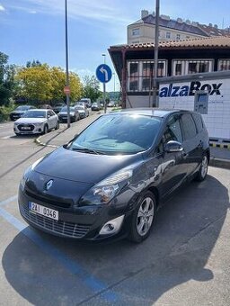 Renault Grand Scenic III 1.6 16V Rok 2011