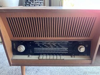 radiogramofon Tesla AKORD 103