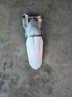 Zadní blatnik Husqvarna 125