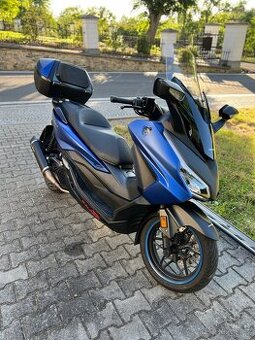 Honda Forza 125 rok 2023 v záruce
