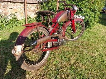 2x predvalecna Jawa - 1x Special a 1x Robot