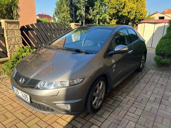 Honda Civic 8g 1.8 automat