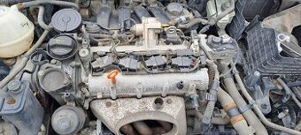 Díly z motoru 1.6 fsi škoda octavia 2