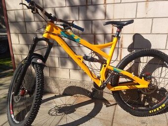 Yeti SB 66