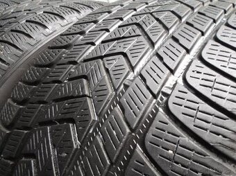 285/35/22 106V PIRELLI 4KS ZIMNÍ