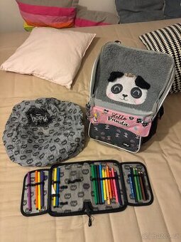 Školní taška značky Baagl Zippy Panda plus pouzdro a taška