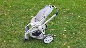 Kočarek + autosedačka maxi cosi +nositko na dítě. .