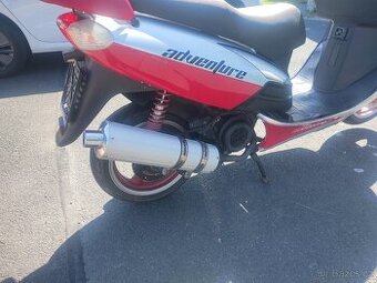 skútr motorro adventure 125