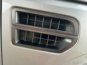 mřížka sání Land Rover Discovery 3