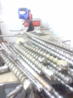 Vrtáky+ korunky sds-max různé velikosti