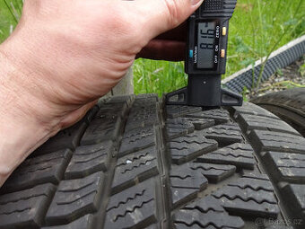 Zimní pneu 225/65/18 - možnost přezutí