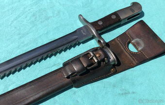 Švýcarský bodák M1914 s pilou