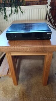 Satelitní přijímače