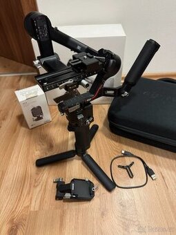 Stabilizátor DJI RONIN 3 + Vertical mount