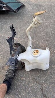 Nádoba na ostřikovače Mercedes w203 w209