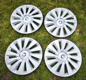 Kryty kol poklice originál Škoda R16