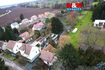 Prodej pozemku k bydlení, 2021 m², Klučov u Českého Brodu