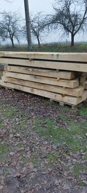 Dřevěné pražce 4m