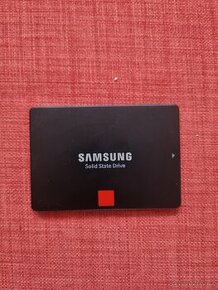 Samsung SSD 860 PRO 256GB - 1