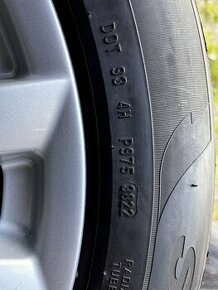 BMW x5 f15 zimní pneu na alu kolách