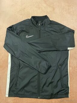 Nike bunda