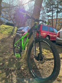 DIRT KOLO