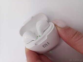 Bezdrátová Bluetooth sluchátka MI