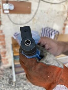 Vstřikovače na VV LT 46, motor 2,8 brazilec