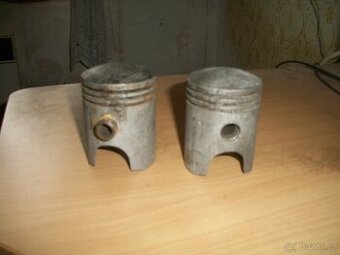 píst ČZ 150C