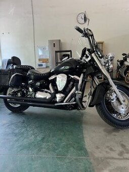 Yamaha XV 1600
