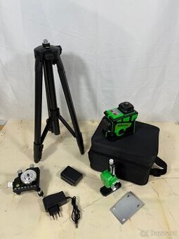 Laserová vodováha 3D se stativem