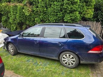 Vw Golf po celnim narazu - 1