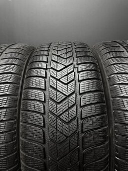 Sada pneu Pirelli 235/65 r17 104H
