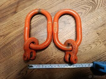 ZÁVĚSNÁ OKA S TŘMENY