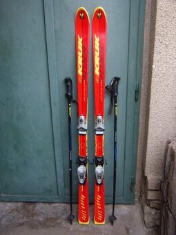 Prodám CARVINGOVÉ LYŽE zn.ECS KRUK 157cm