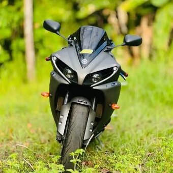 yamaha r1 vidlice