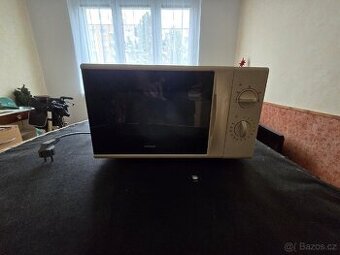 Mikrovlnná trouba