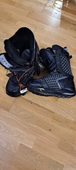 Boty Nitro č.44