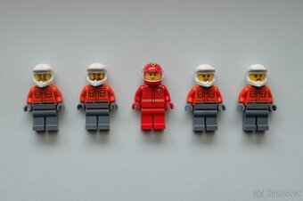 LEGO minifigurky ze setu 60443