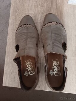 Vycházková obuv Rieker