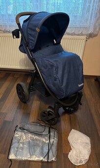 Sportovní kočárek