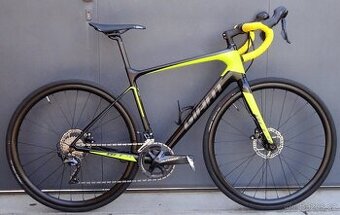 Karbonové silniční kolo Giant Defy Advanced 1 HRD, vel. M