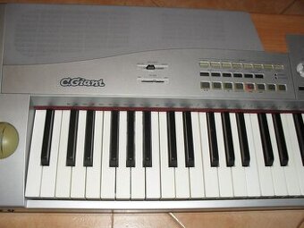 Digitální piano SP-5500 na díly - 1