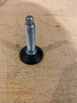 Plastová noha M12x70 ptáka 37mm nečleněná