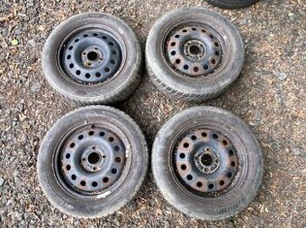 131. sada zimní kola 195/60 r15 4x108