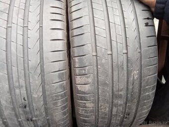 PRODÁM 2 LETNÍ PNEU PIRELLI 235/45/18, CENA JE ZA 2 PNEU.INF