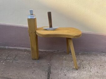 Kozlík na klepání kosy