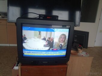 TELEVIZOR THOMSON ZA 400 Kč